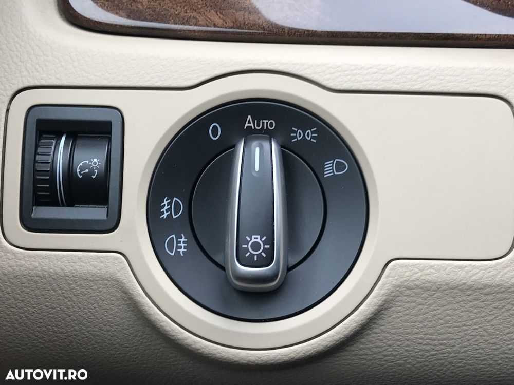 Volkswagen Passat 2.0 Blue TDI DSG SCR Highline - 24