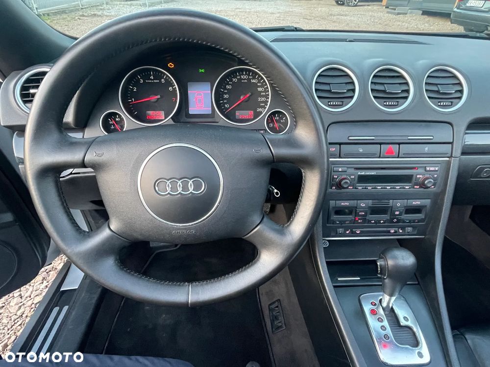 Audi A4 Cabrio - 23