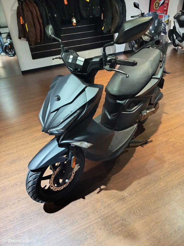 Kymco Super 8 R - 3