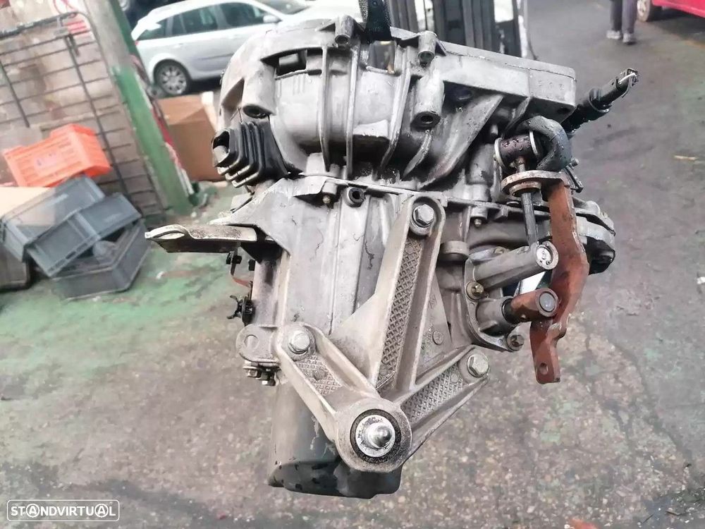 CAIXA VELOCIDADES DACIA LOGAN 2005 -JH3052 - 2