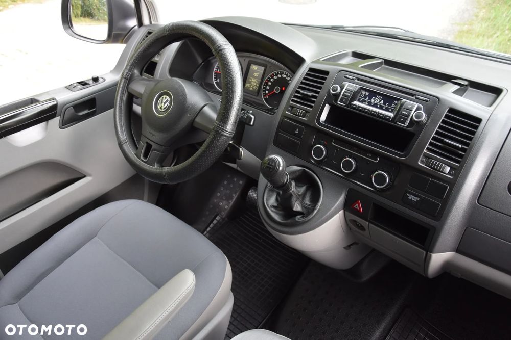 Volkswagen Transporter T5 TDI L1H2 - 11