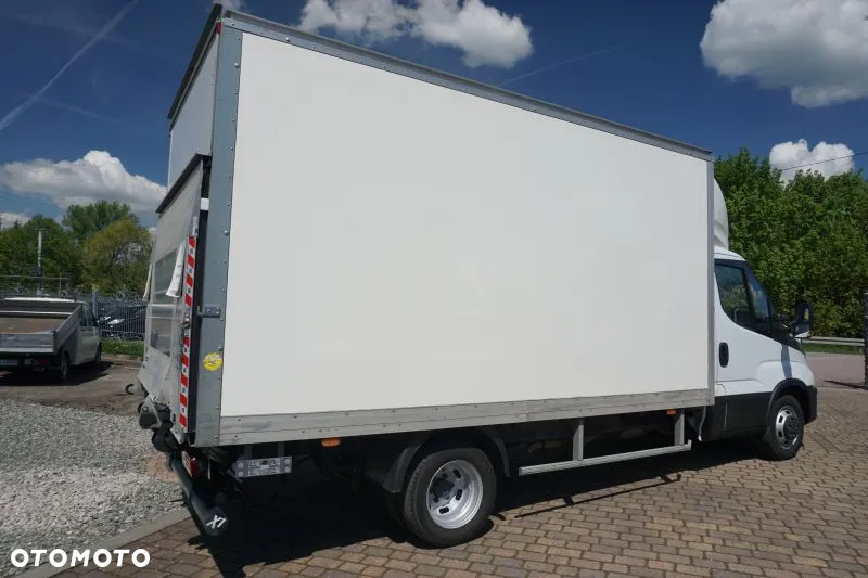 Iveco 35C16 izoterma kontener skrzynia wywrotka HDS - 4