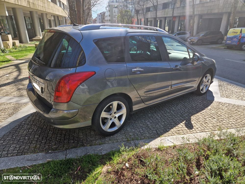 Peugeot 308 SW - 8
