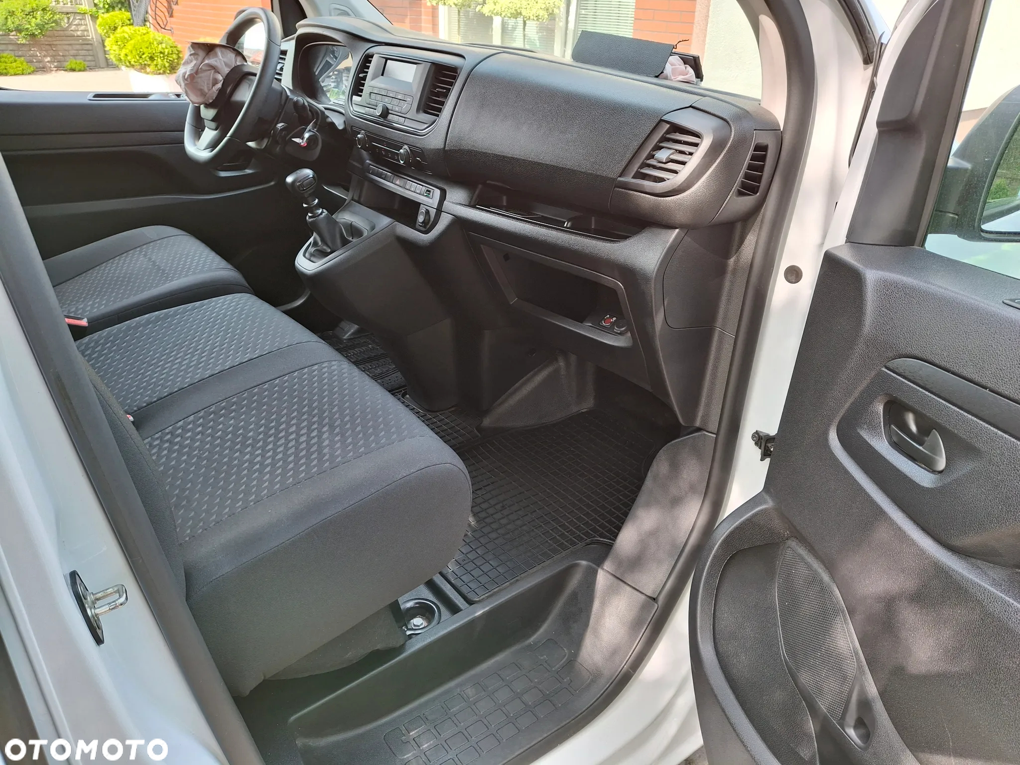 Peugeot Expert - 22