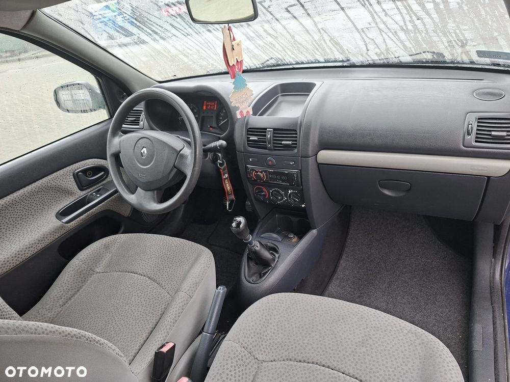 Renault Clio 2002 photo 5