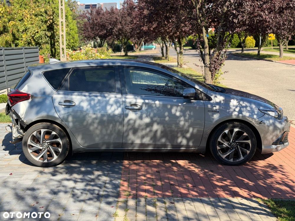 Toyota Auris - 4