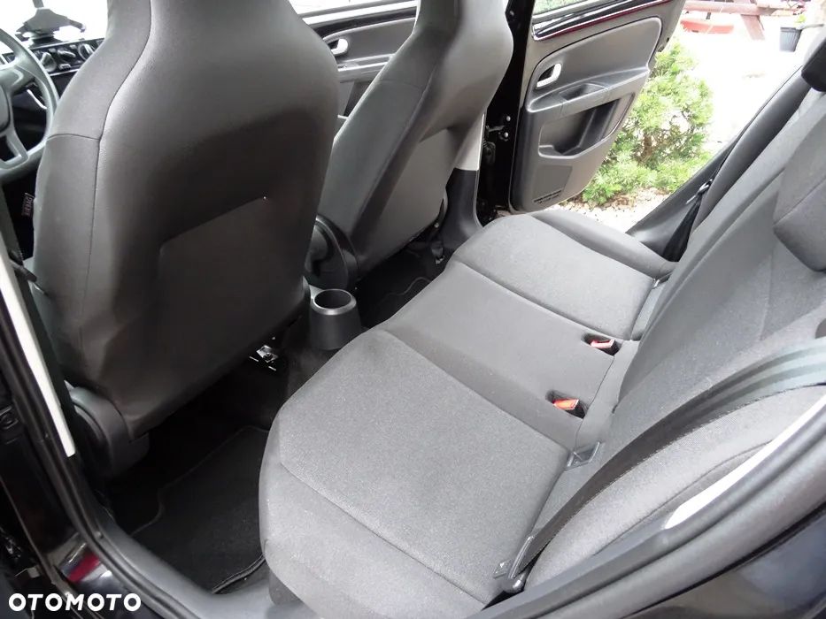 Volkswagen up! 1.0 Beats - 15
