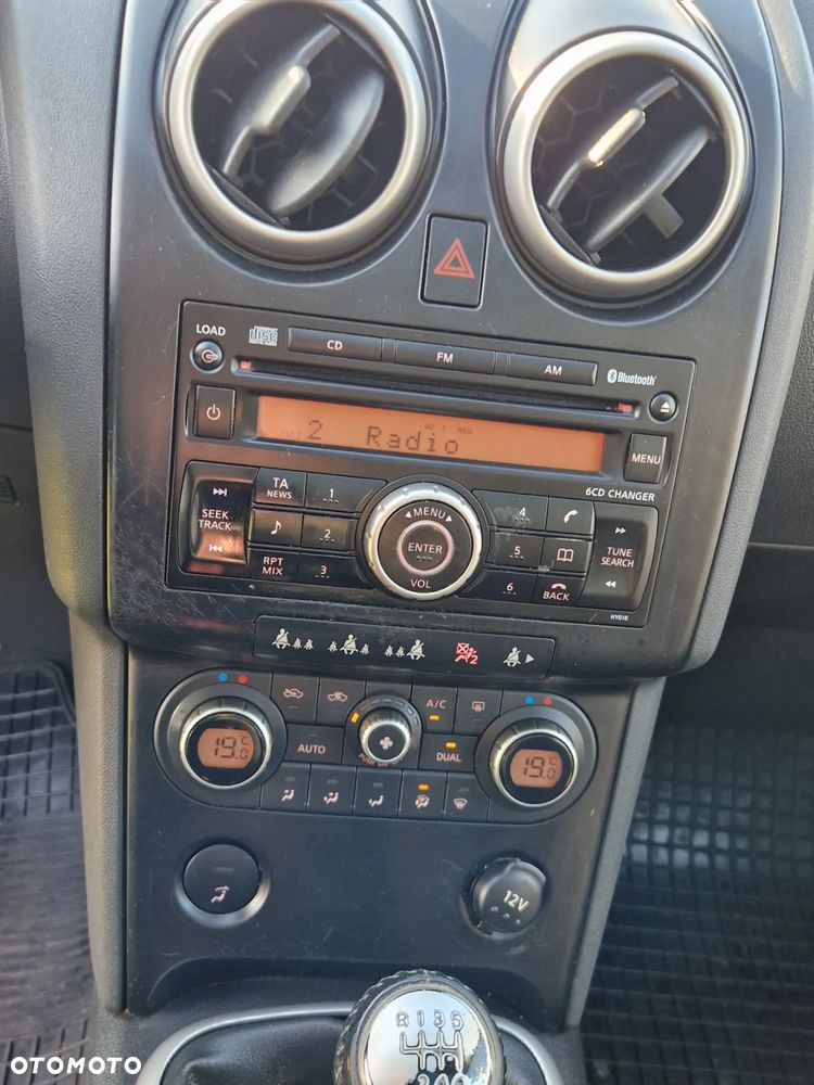 Nissan Qashqai 2.0 4 x 4 tekna - 19