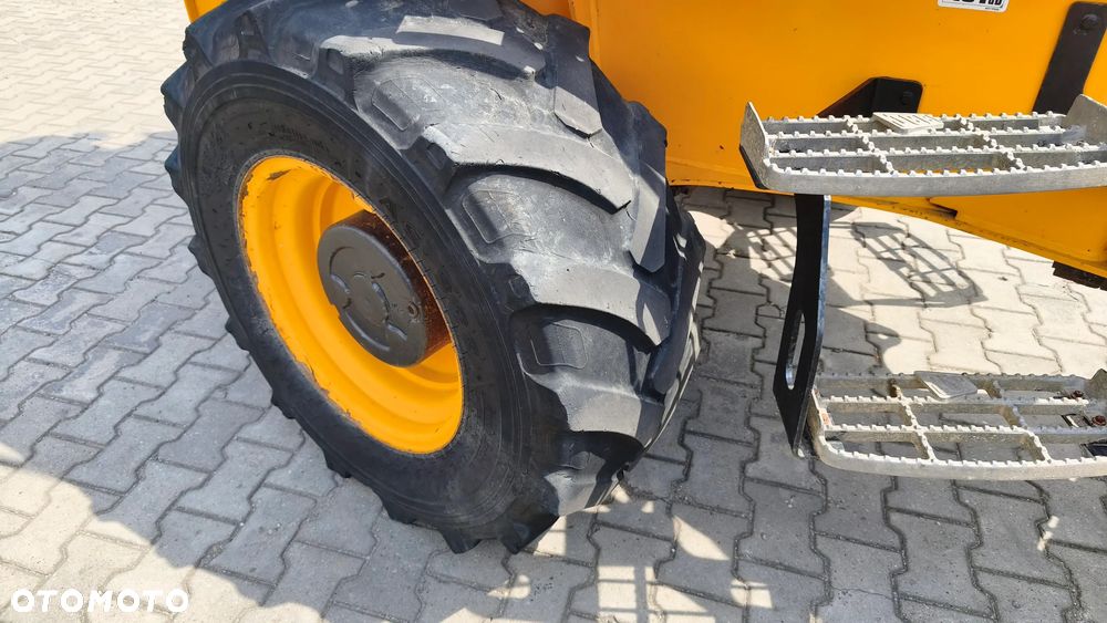 JCB 6 FT - 21