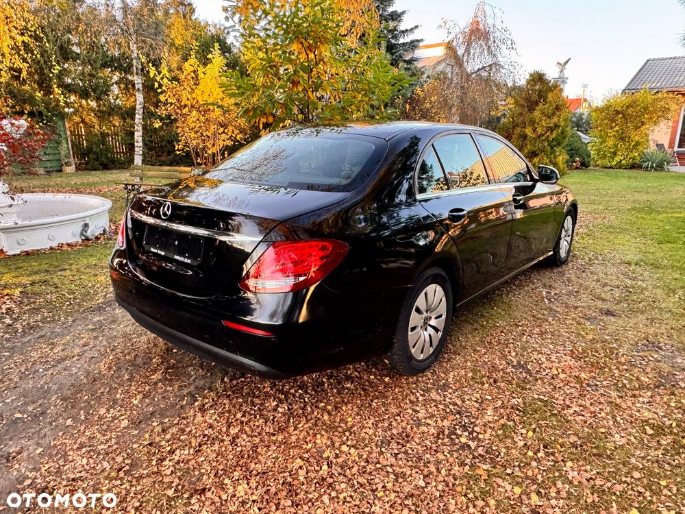 Mercedes-Benz E 200 2019 photo 4