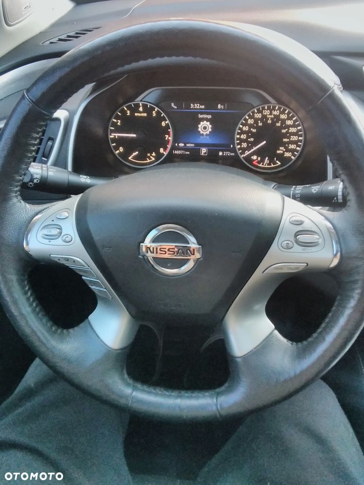 Nissan Murano - 3
