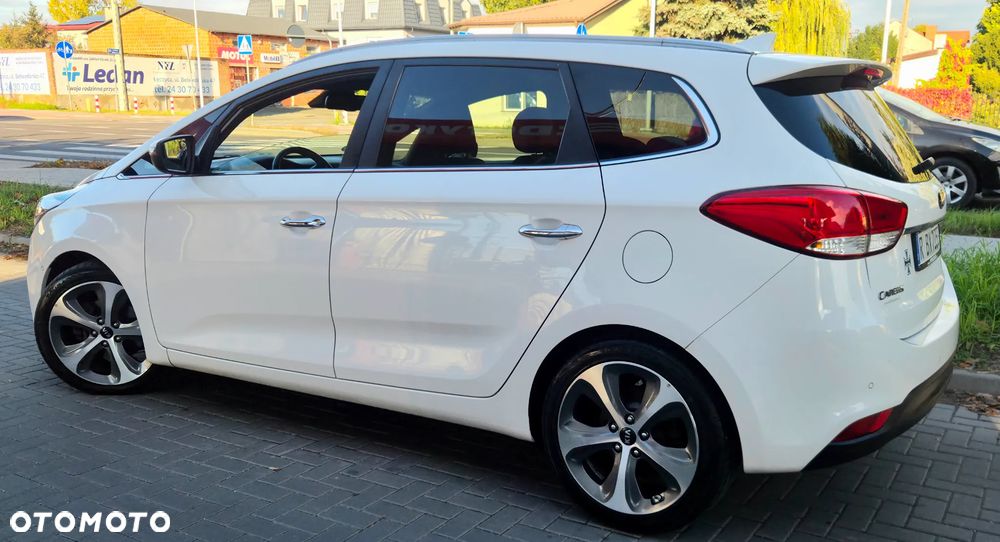 Kia Carens 1.7 CRDi 141 ISG Vision - 10