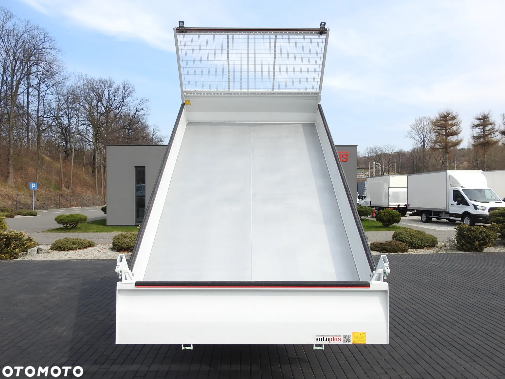 Iveco DAILY 35S14 WYWROTKA PODWÓJNA KABINA DOKA 7 MIEJSC TEMPOMAT KLIMATYZACJA 140KM [ 488124 ] - 12