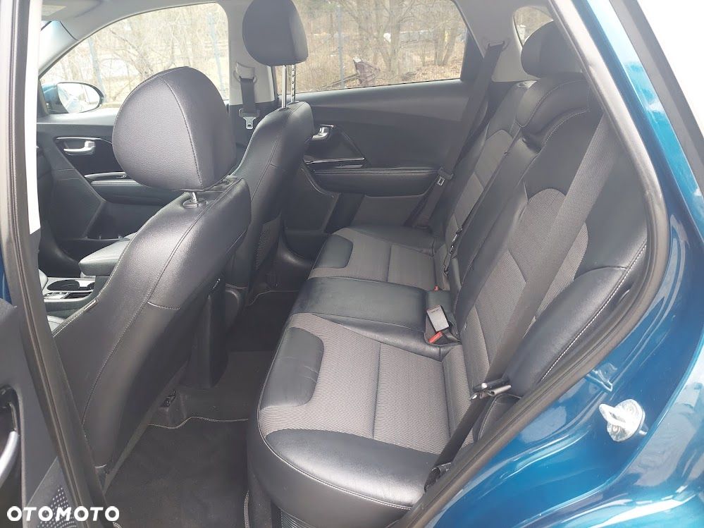 Kia Niro 1.6 GDI 2WD Vision - 26