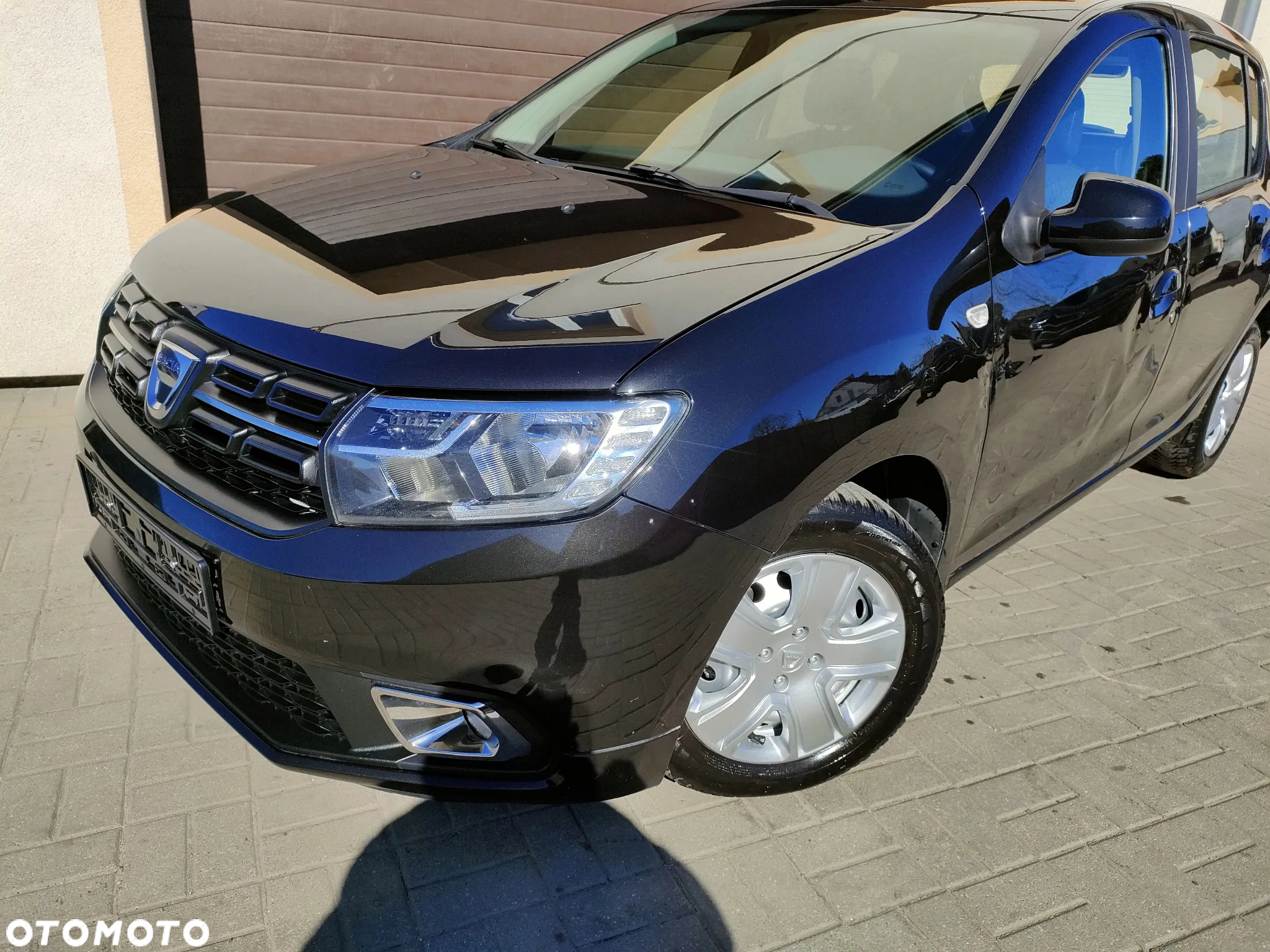 Dacia Sandero 1.2 16V 75 Laureate - 3