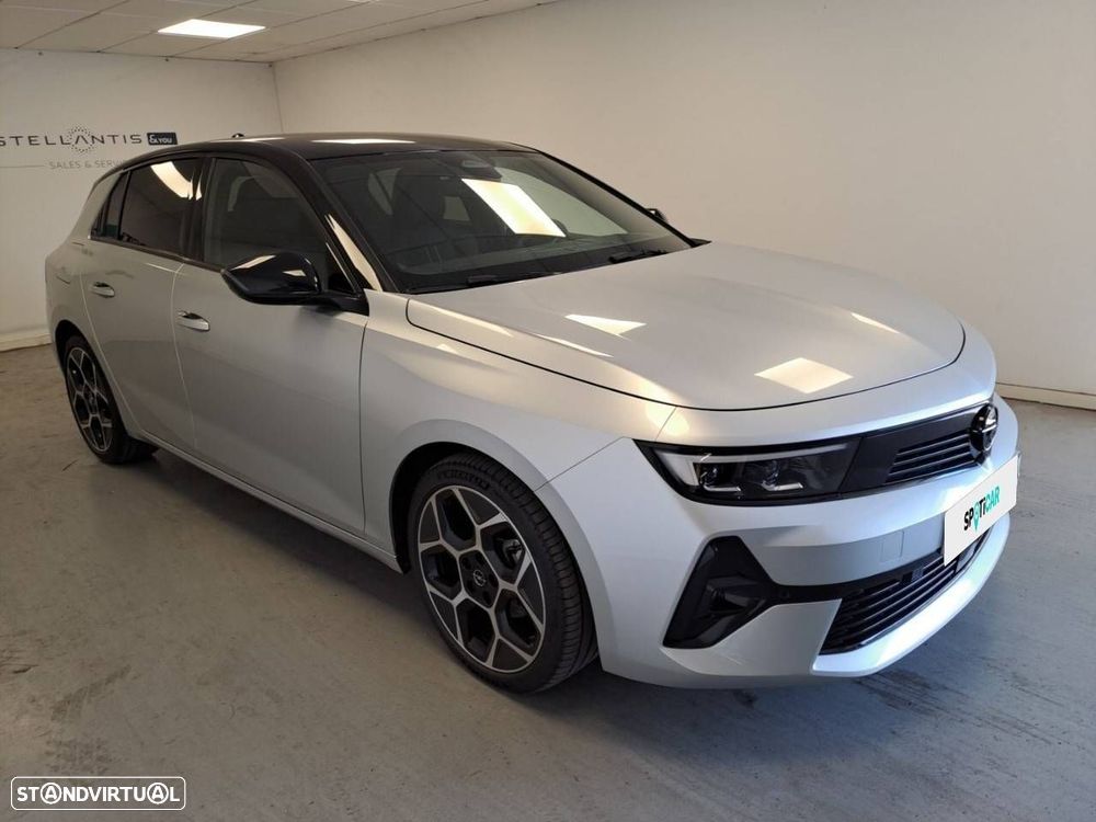 Opel Astra 1.2 T GS Aut. - 3
