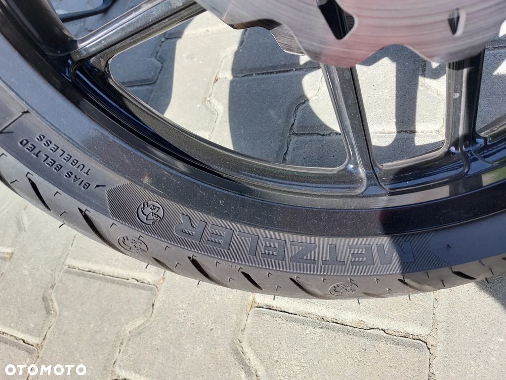 Harley-Davidson V-Rod Night Rod - 22