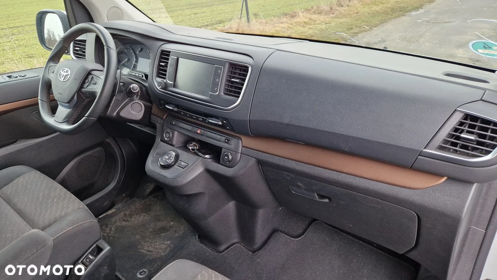 Toyota Proace Verso 2,0-l-D-4D L2 (8-Si.) Autm Team Deutschland - 5