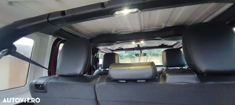 Jeep Wrangler ver-2-0-4xe-at8-phev-sahara - 23