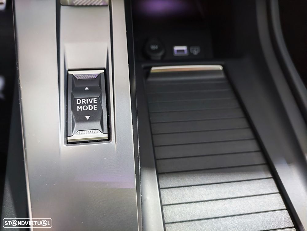 Peugeot 308 1.5 BlueHDi GT EAT8 - 25