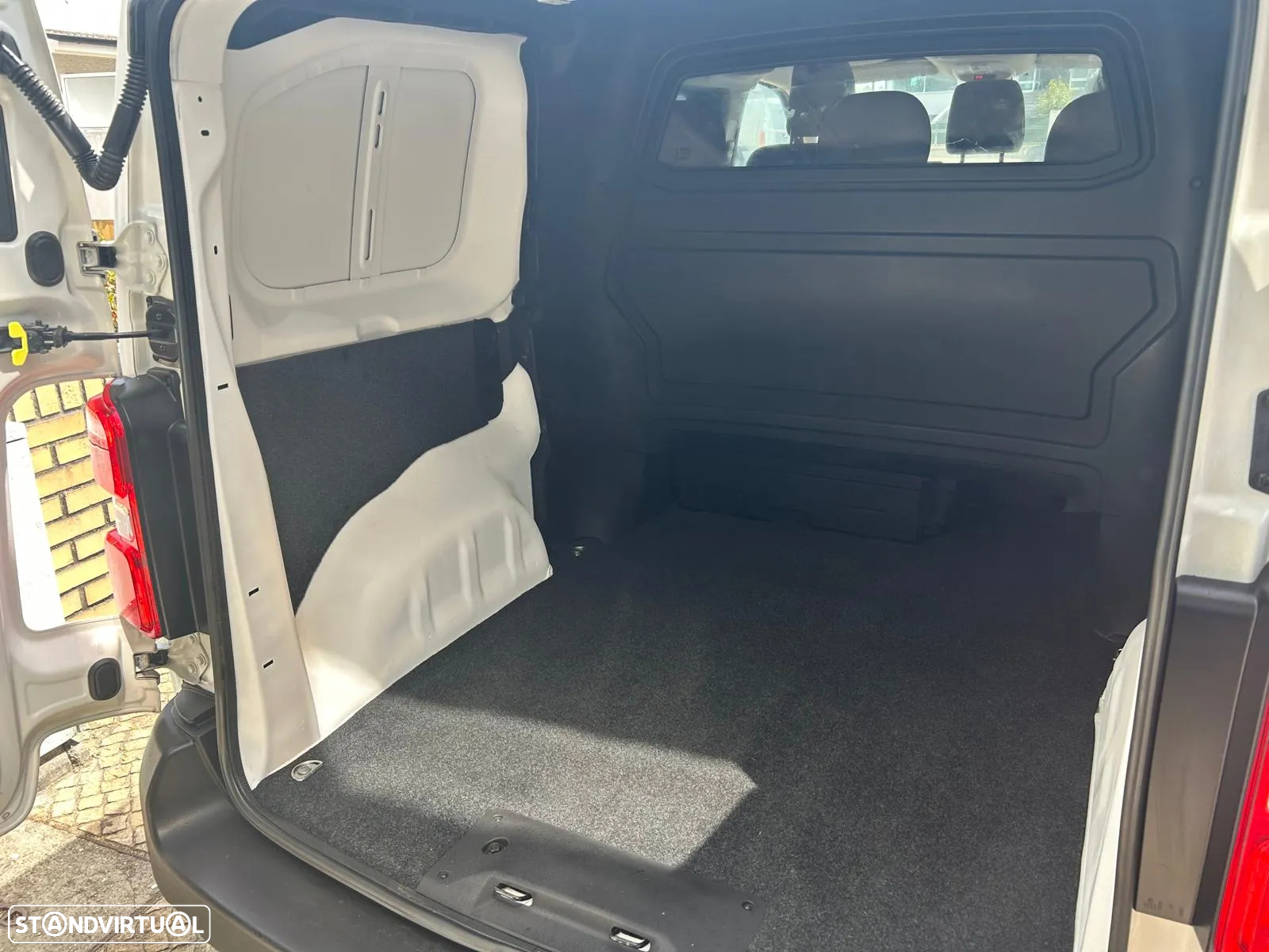 Toyota Proace 1.5 D-4D L1 6L - 17
