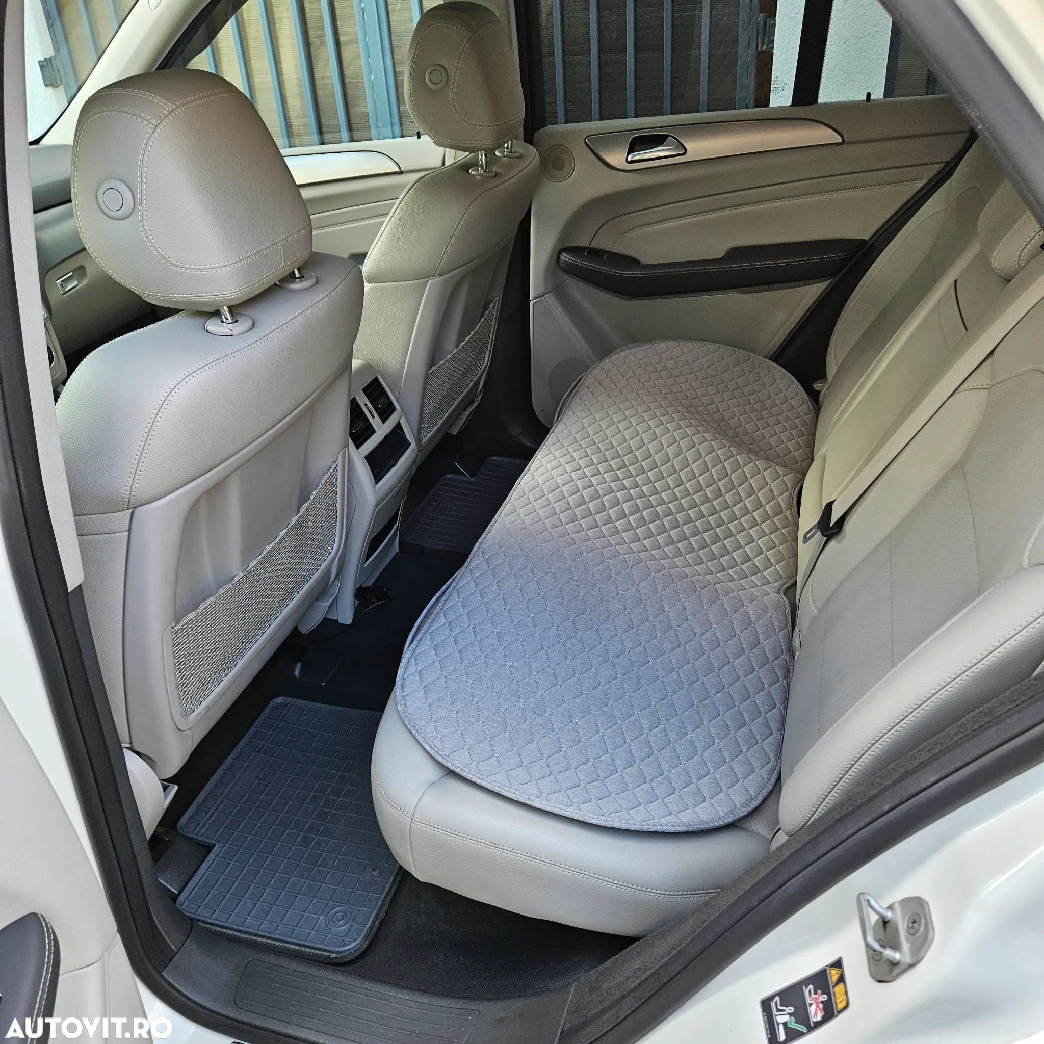 Mercedes-Benz ML 350 BlueTec 4MATIC Aut - 4