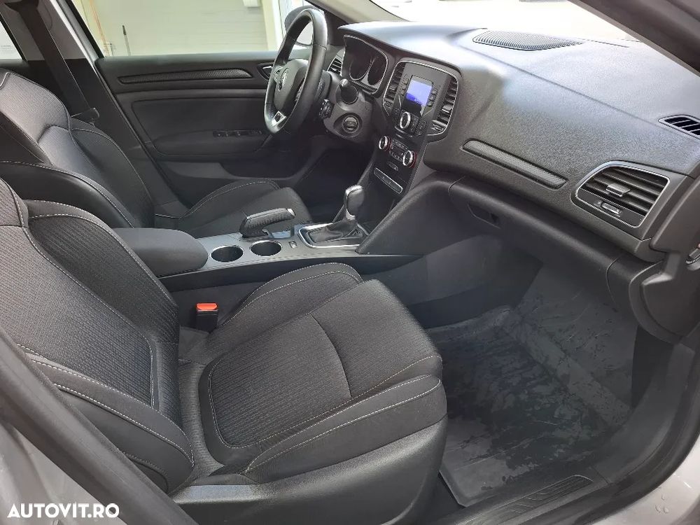 Renault Megane Blue dCi EDC Zen - 22