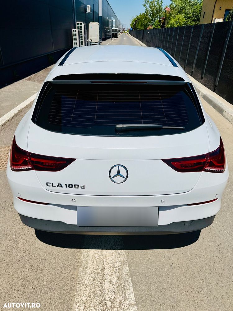 Mercedes-Benz CLA 180 d 7G-DCT AMG Line - 5