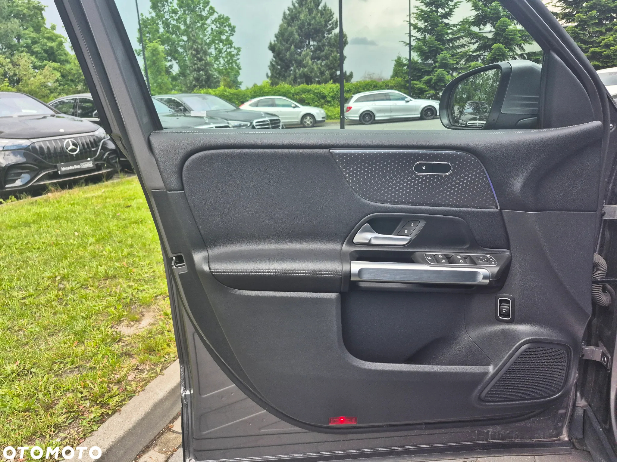Mercedes-Benz GLB 200 Progressive 7G-DCT - 17