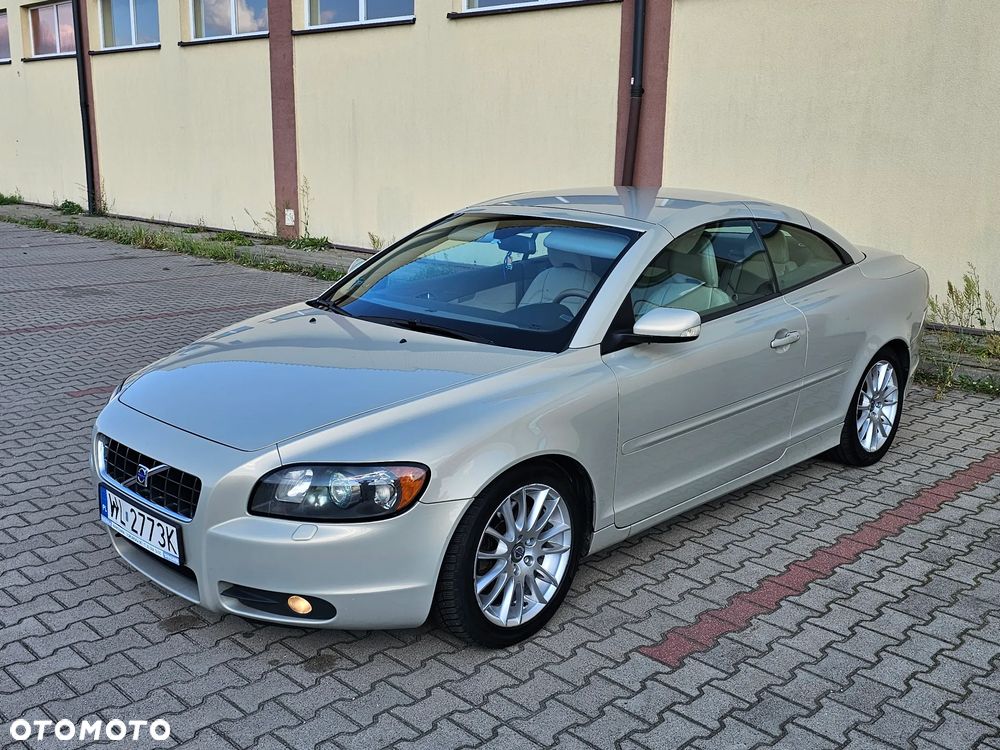 Volvo C70 2.4D5 Summum - 1