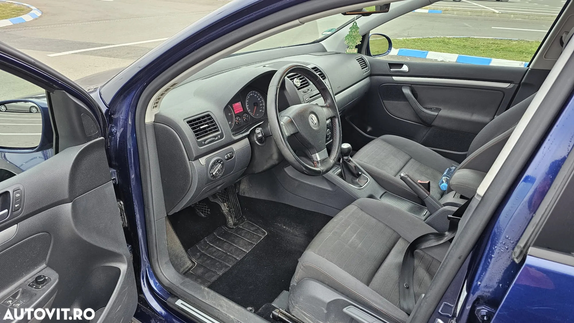 Volkswagen Golf 1.9 TDI BlueMotion Comfortline - 20