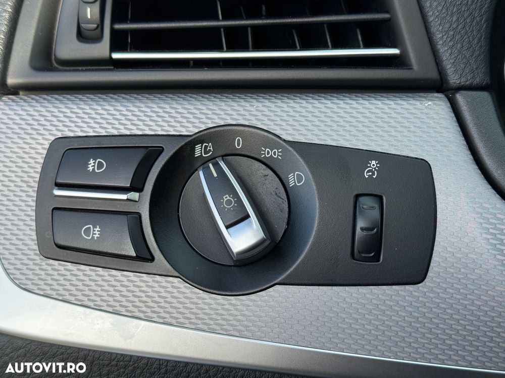 BMW Seria 5 520d Aut. - 11