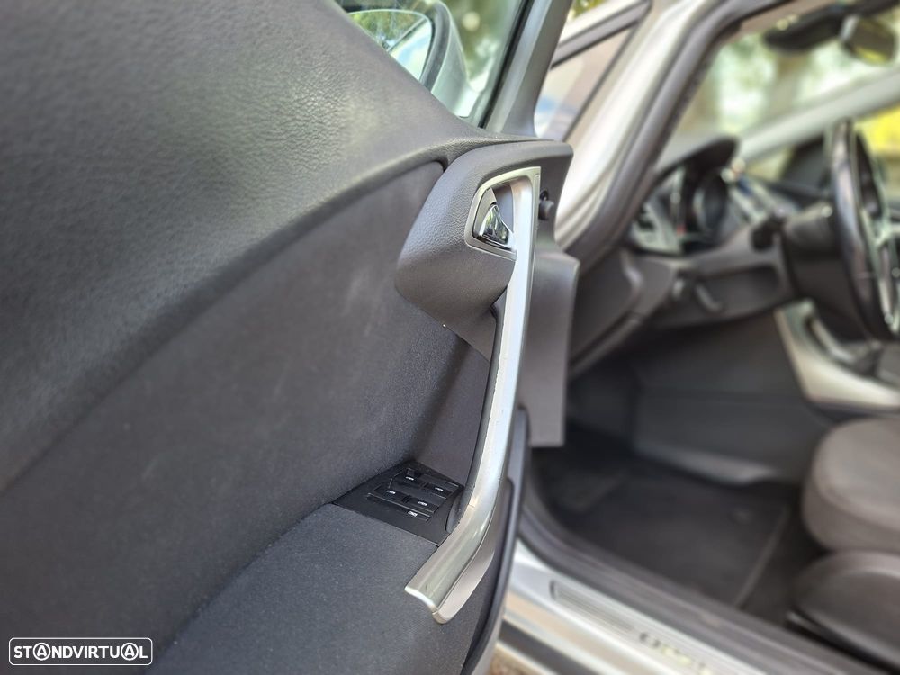 Opel Astra 1.4 Enjoy - 41