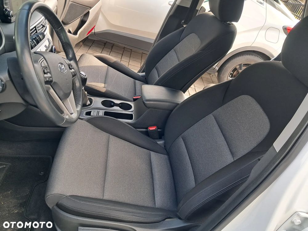 Hyundai Tucson blue 1.6 CRDi 2WD Select - 25