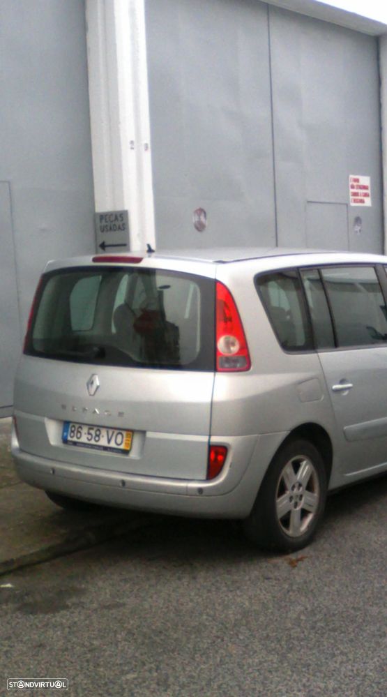 Renault Espace 2.2 dCi Initiale 6L - 16