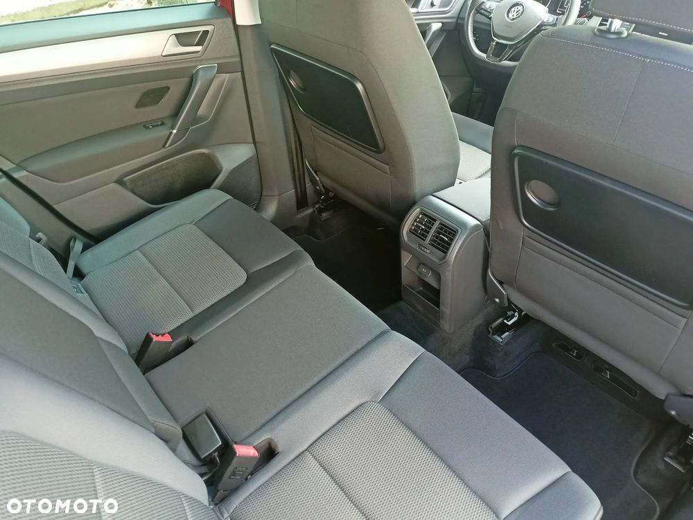 Volkswagen Golf Sportsvan - 25