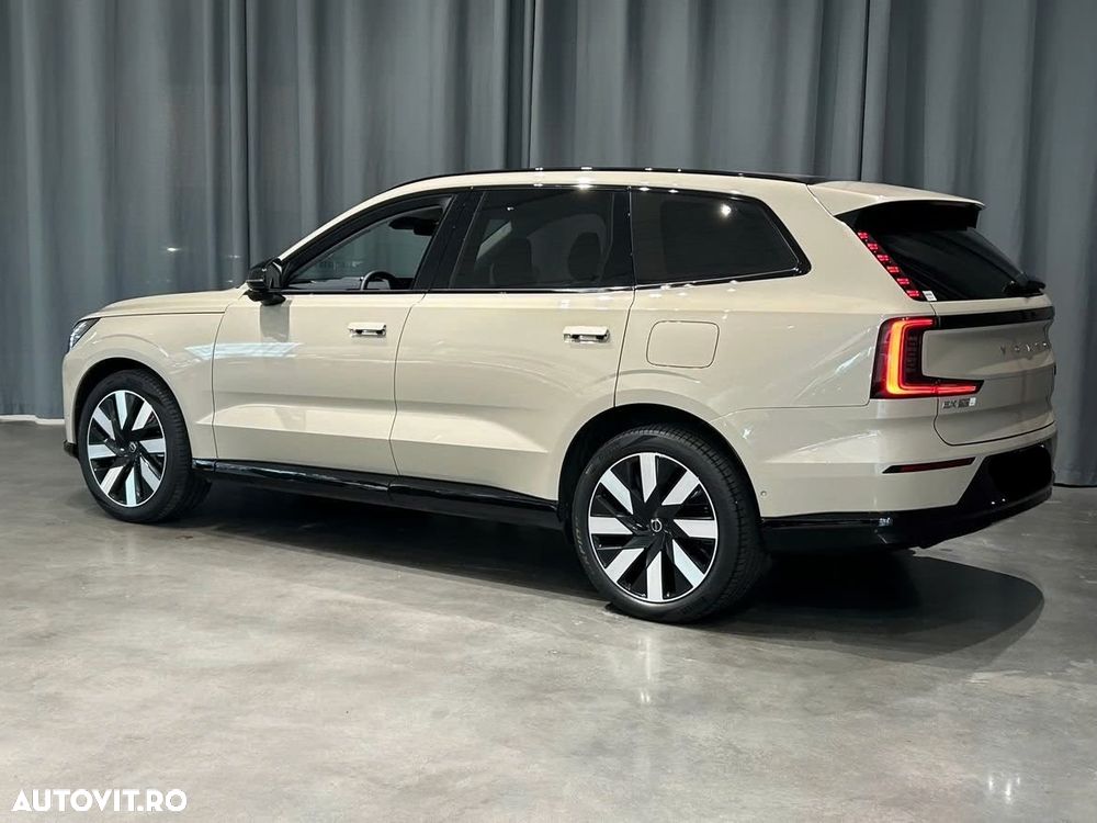 Volvo EX90 Twin Performance AWD Plus (7-Sitzer) - 3
