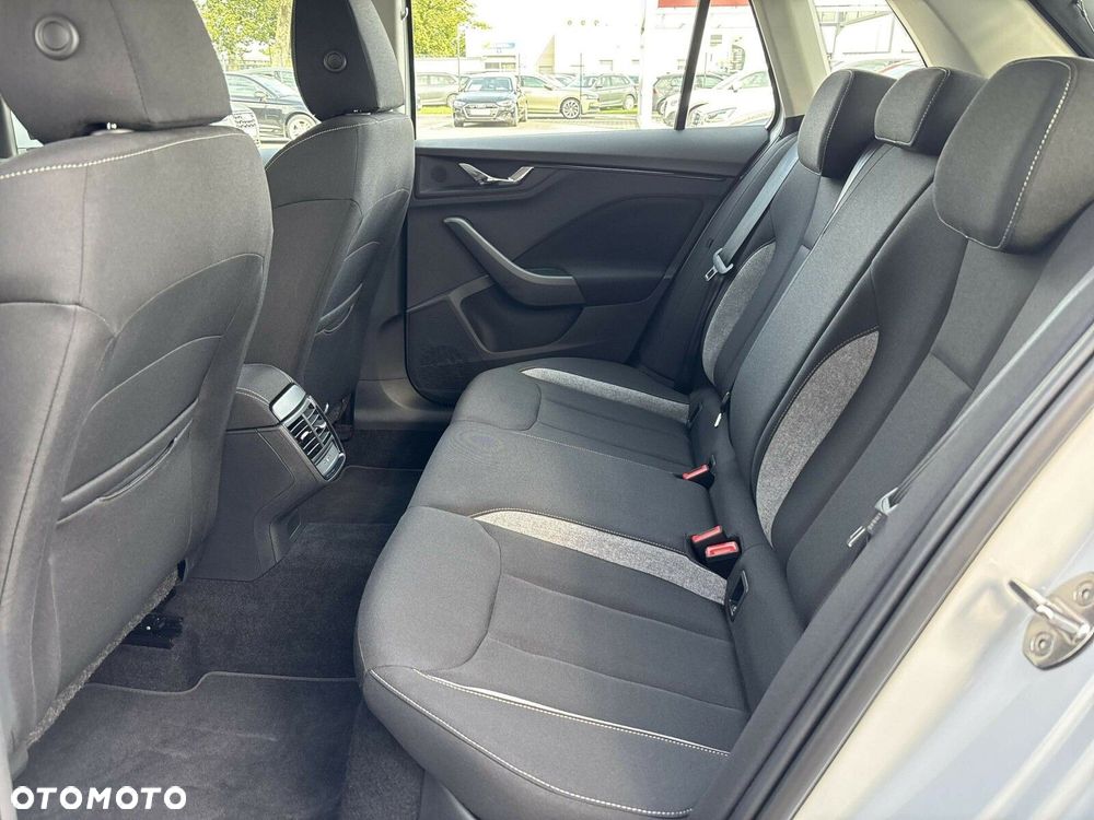 Skoda Kamiq 1.5 TSI Selection DSG - 13