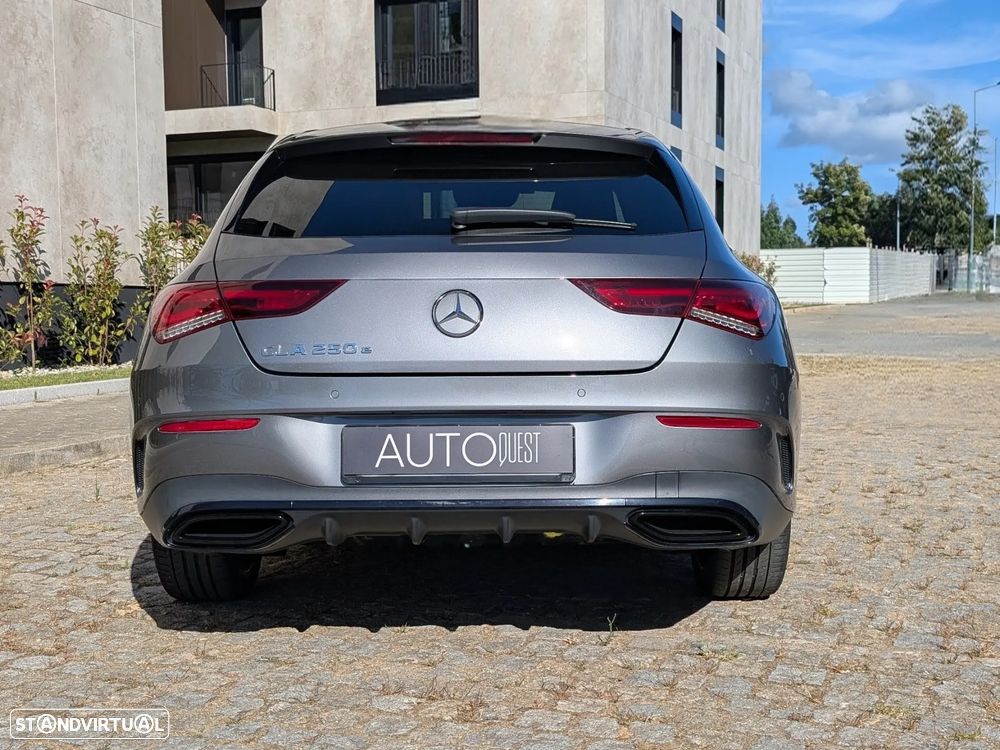 Mercedes-Benz CLA 250 e Shooting Brake 8G-DCT AMG Line - 14