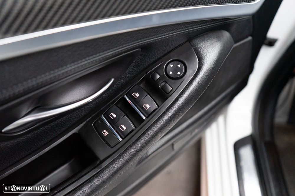 BMW M550d xDrive Auto - 22