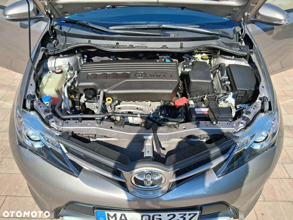 Toyota Auris 1.33 Dual-VVT-i Comfort - 19