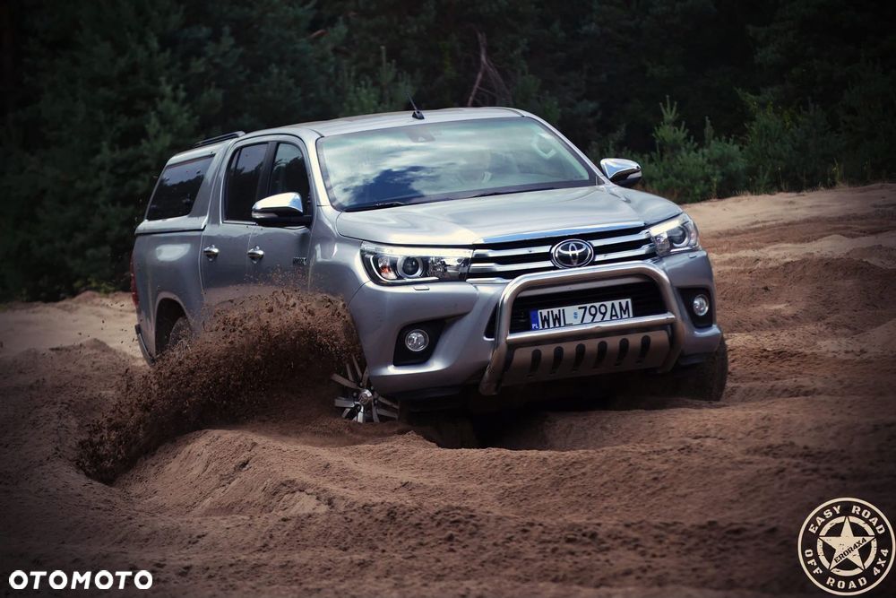 Toyota Hilux 2.4 D-4D Double Cab Selection 4x4 - 1