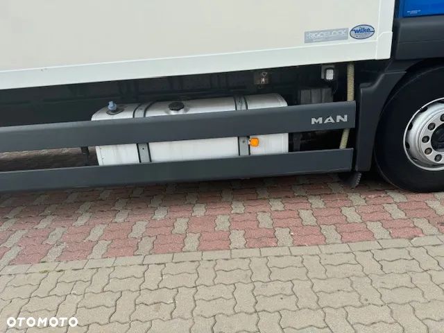 MAN Tgs 26.320 6x2 Chłodnia 24palety Euro 5 - 11
