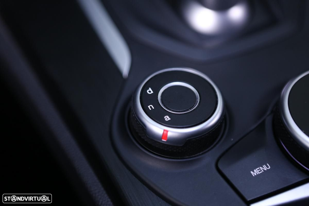 Alfa Romeo Stelvio 2.2 D Super AT8 - 27