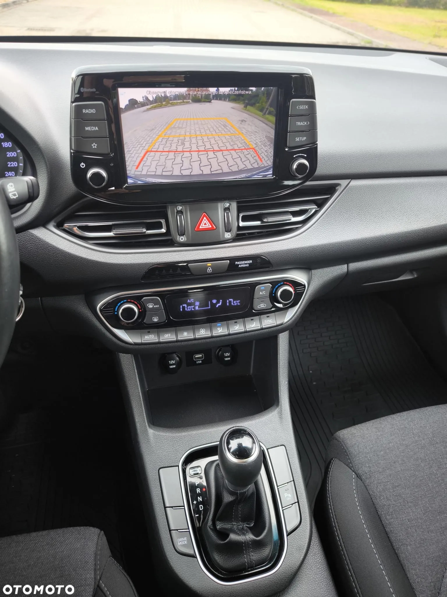 Hyundai i30 1.5 T-GDI 48V Premium DCT - 14