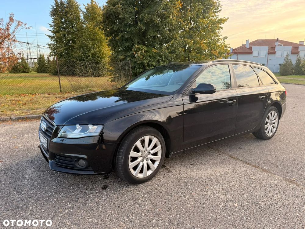 Audi A4 Avant 2010 photo 2