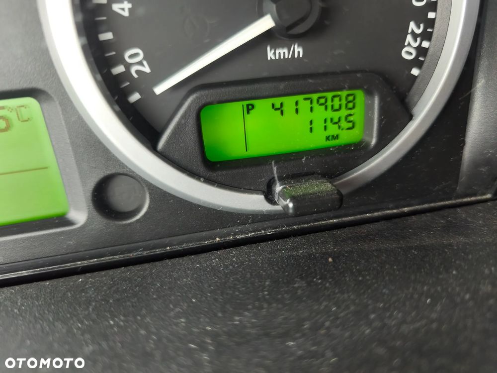 Land Rover Discovery - 26