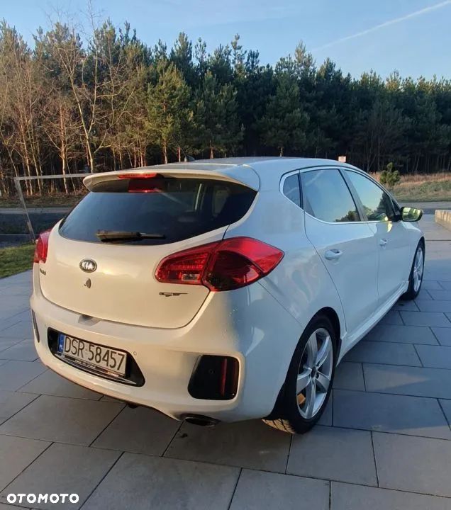 Kia Ceed Cee'd 1.6 T-GDI GT L - 16