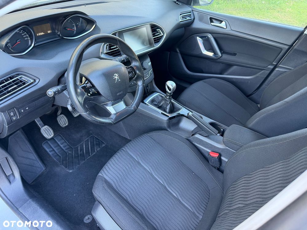 Peugeot 308 BlueHDi FAP 120 Stop & Start Active - 11
