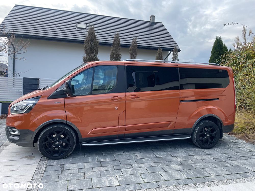 Ford Tourneo Custom - 17